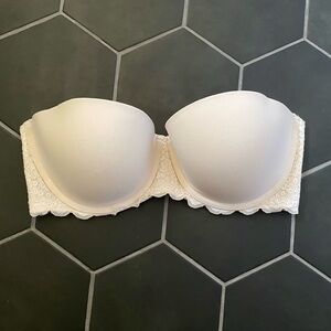 Aerie Strapless Bra. 36DDD.